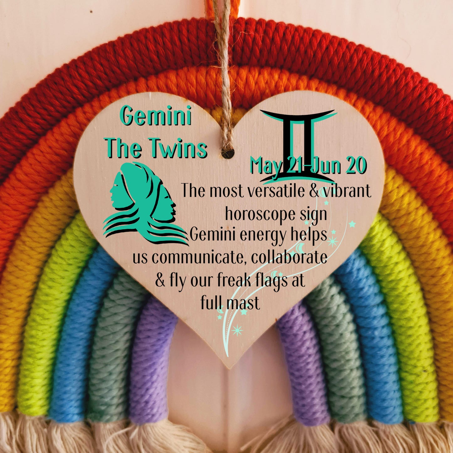 Handmade Wooden Hanging Heart Plaque Gift Signs of the Zodiac Gemini Astrological Star Sign Keepsake Card Alternative