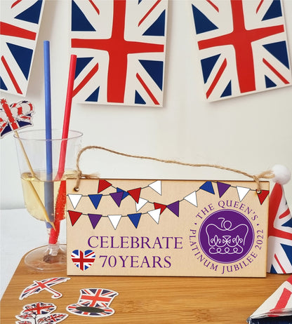 The Plum Penguin Handmade Wooden Hanging Wall Plaque Celebrate 70 Years Queen's Platinum Jubilee 2022 Bunting Decorative Memorabilia Street Party