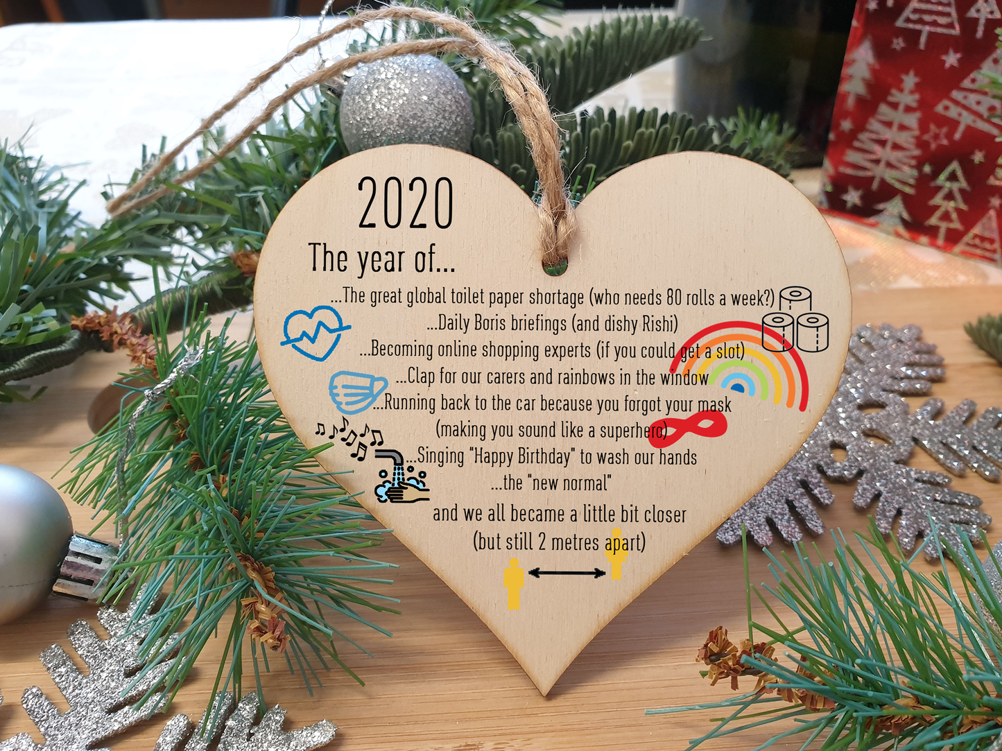 Handmade Wooden Hanging Heart Plaque Christmas Tree Bauble 2020 Year of Lockdown Funny Celebration Wall Hanger Decoration Family Friends